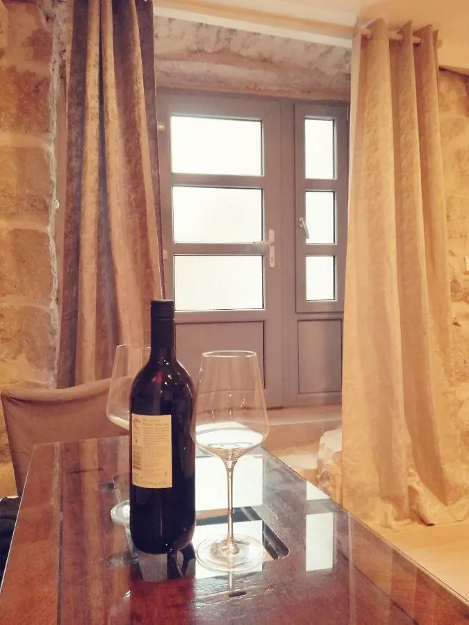 Studio Apartman Fondo Split